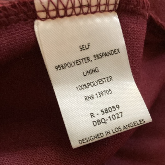 LBD in Burgundy with padded top - Picture 7 of 9